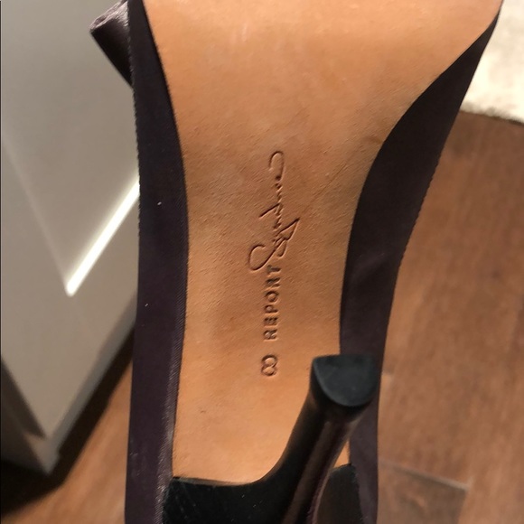 Report Signature Satin Gunmetal Peep Toe Size 8 - Picture 5 of 6